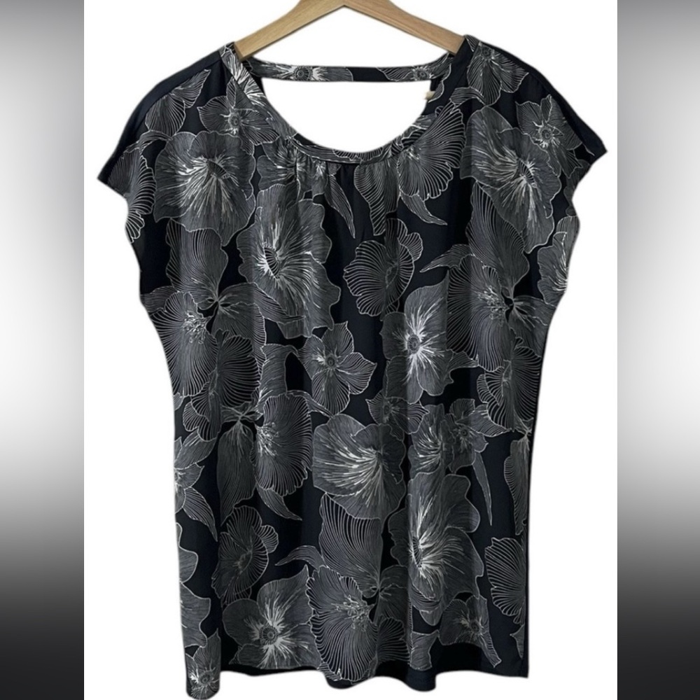 LOFT Floral Cap Sleeve Blouse Top